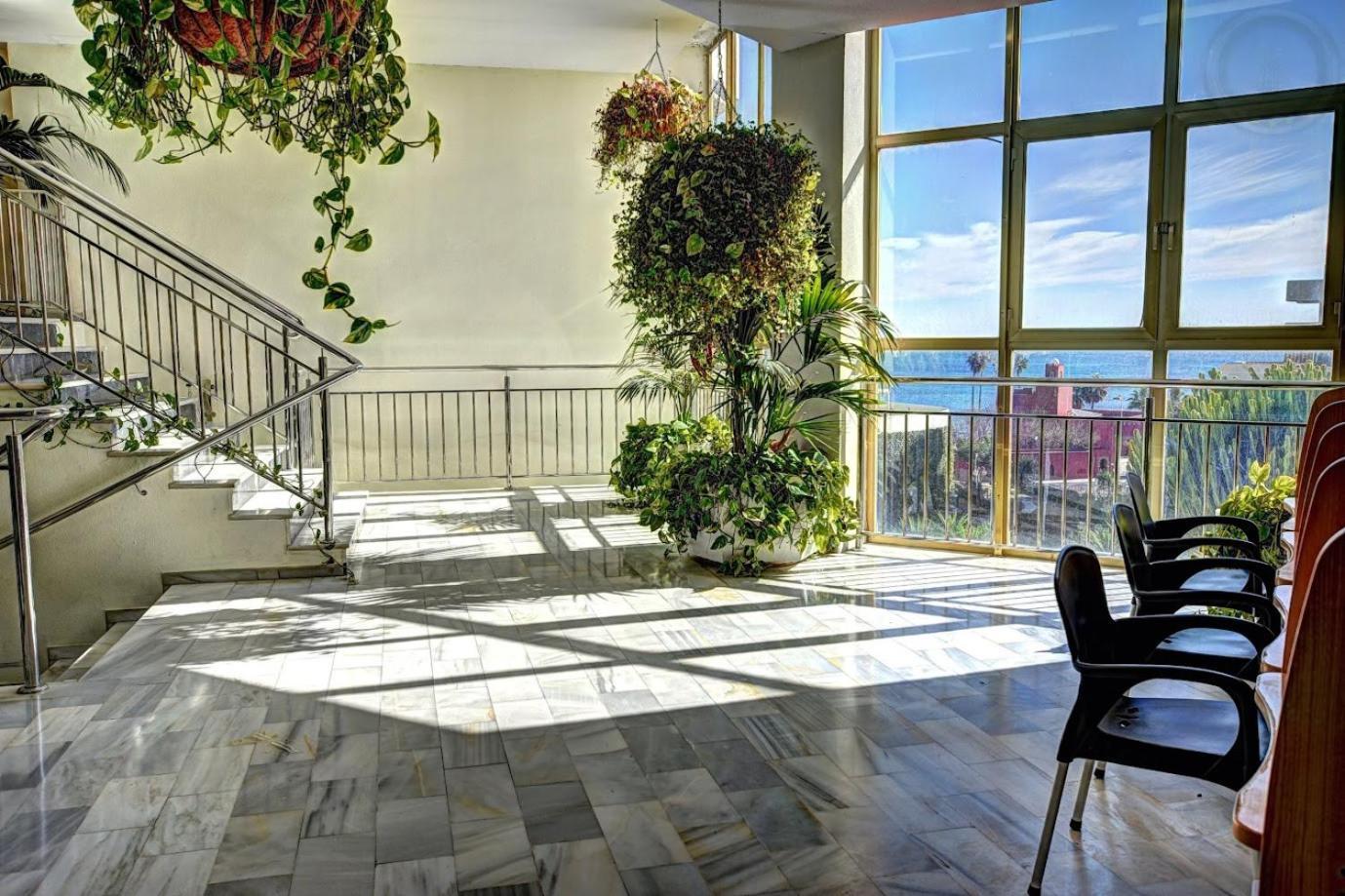 Apartment Large Deluxe Front Sea View Benalbeach *